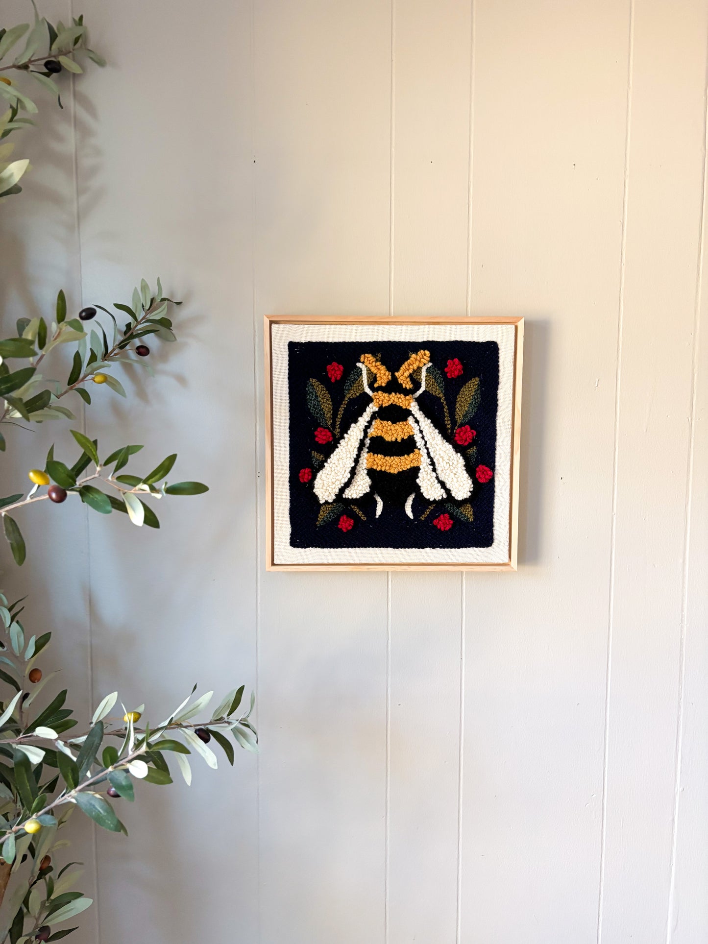 Spring Bee Punch Needle Kit
