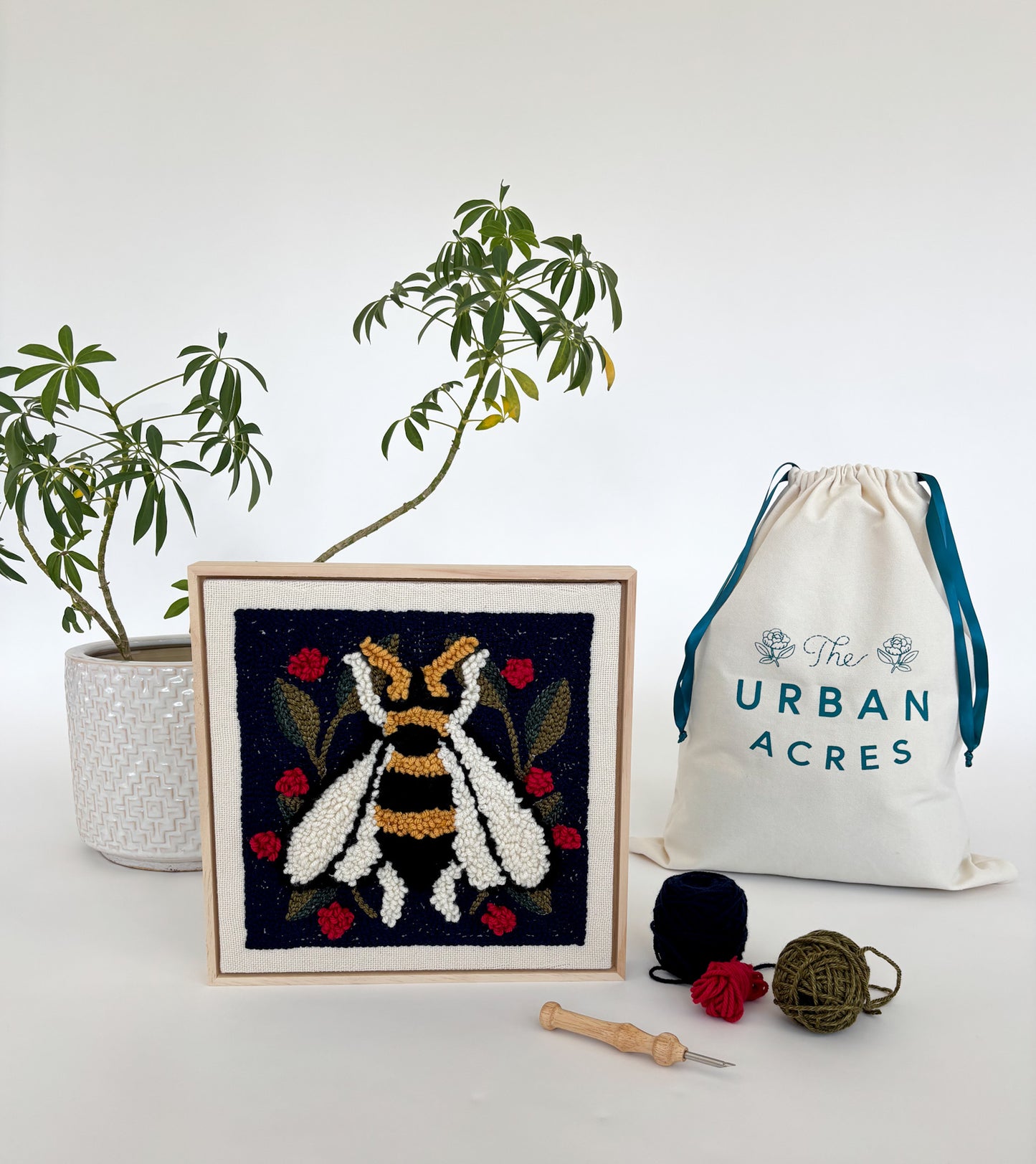 Spring Bee Punch Needle Kit