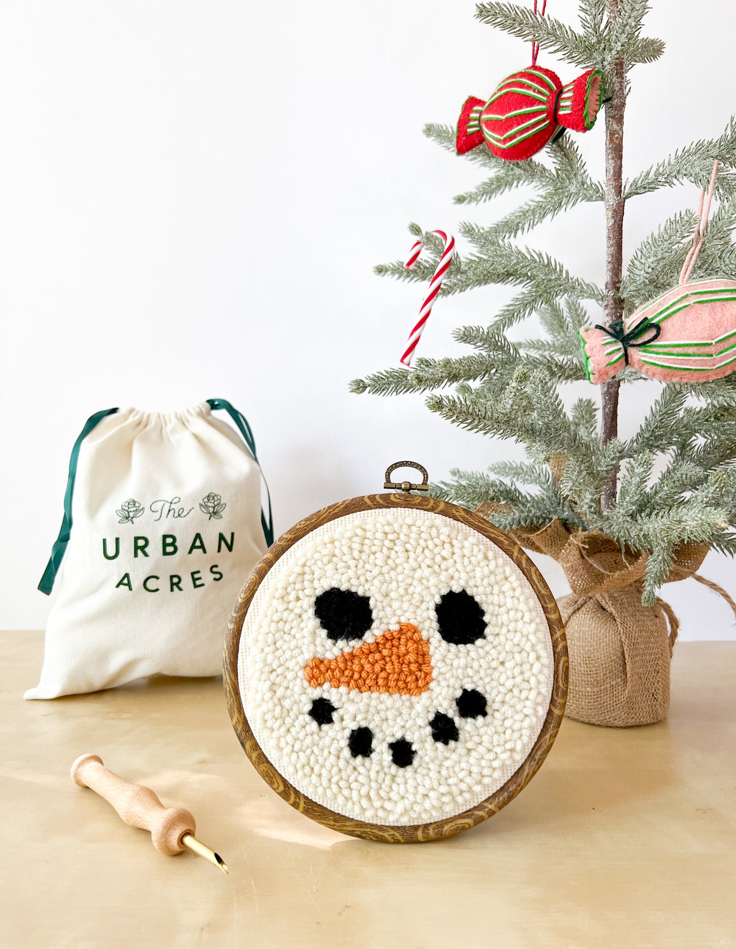 Snowman Punch Needle Kit