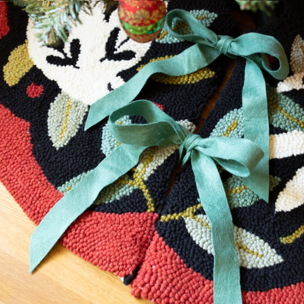 Christmas Doves Tree Skirt Kit